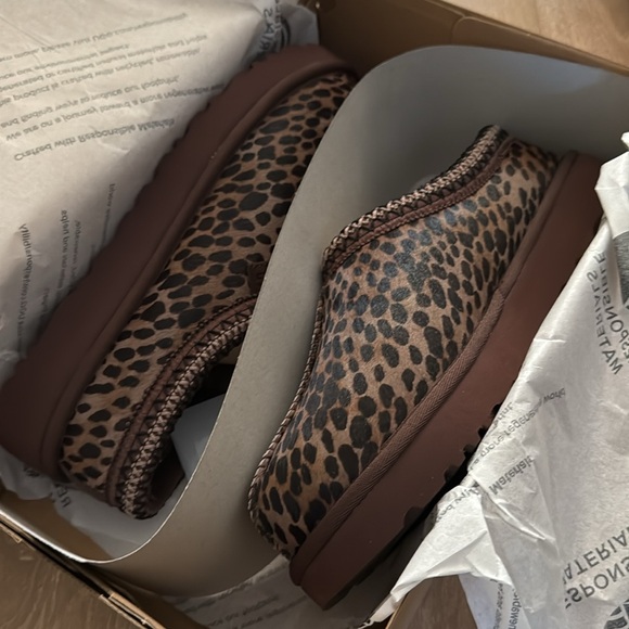 UGG Tasman Caspian Slippers Slides Shoes Burnt Cedar New in Box NIB Women - Picture 5 of 10